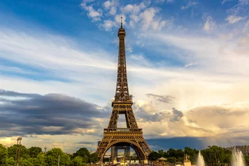 Foto auf Glas Eiffel Tower in Paris during beautiful sunset, France © Sergii Figurnyi