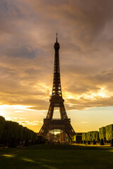 Fototapeta na wymiar Eiffel Tower in Paris during sunset, France