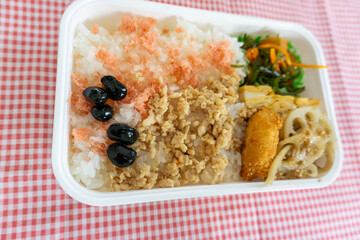 手作りのお弁当