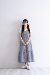 若くて爽やかな女性