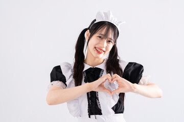 メイド服を着た女性