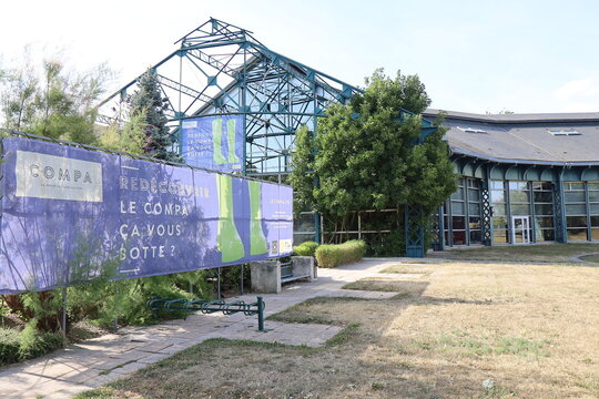 Le COMPA, conservatoire de l'agriculture et mus&eacute;e, ville de Chartres, vue de l ext&eacute;rieur, d&eacute;partement de l Eure et Loir, France