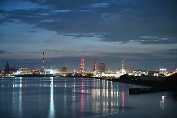 夜景　工場