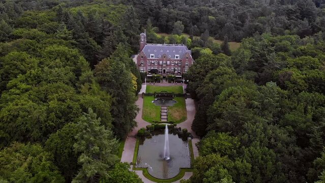 Kasteel De Hooge Vuursche. Drone