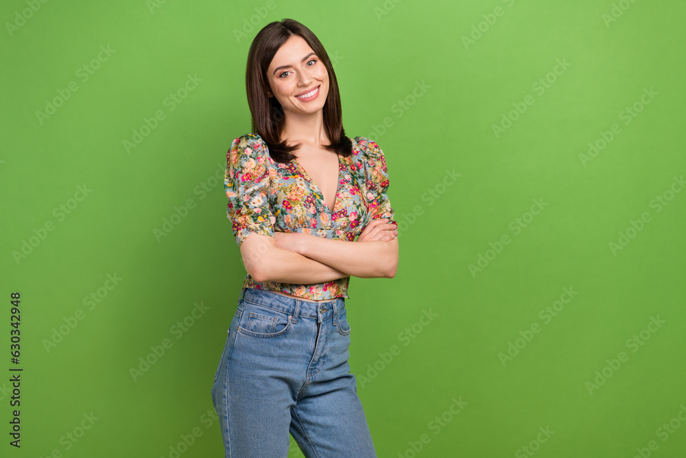 Canvas Prints Photo of pretty lady promoter hold arms crossed confident young professional worker isolated green color background