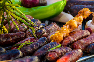 sausage and chorizo ​​meat, black pudding, tomato, barbecue sausages
