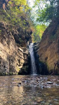 Riva Waterfall located in Himachal Pradesh, Tourism place in North India