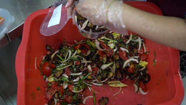 vegetable salad in a korean restaurant pakking