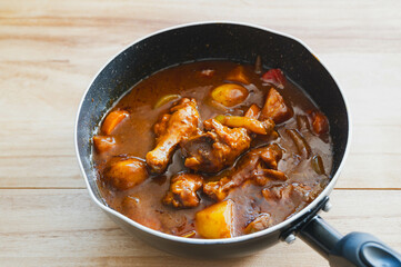煮込みチキンカレー