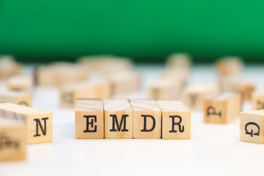 EMDR word Eye Movement Desensitization and Reprocessing 