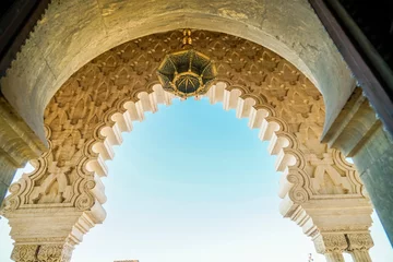 Zelfklevend Fotobehang Arch with islamic moorish ornametal decoration Mausoleum of Mohammed V, Rabat, Morocco © TambolyPhotodesign