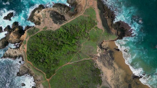 A Bird's-Eye: Capturing the Grandeur of Punta Cometa's Cliff. Oaxaca, M&eacute;xico