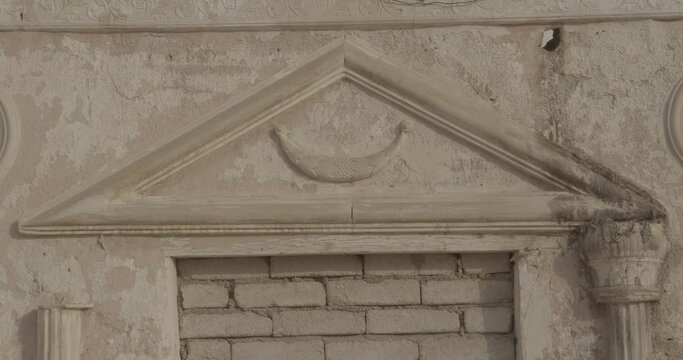 Farasani house with gypsum decoration and frescoes  Farasan  Saudi Arabia