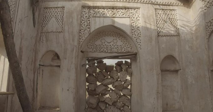 Farasani house with gypsum decoration and frescoes  Farasan  Saudi Arabia