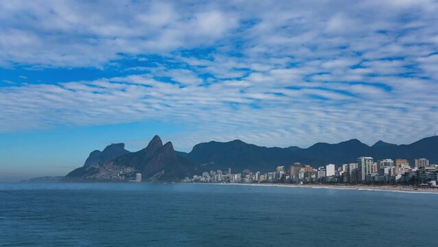 Stunning Timelapse of Ipanema Beach from Arpoador Rock, Rio de Janeiro