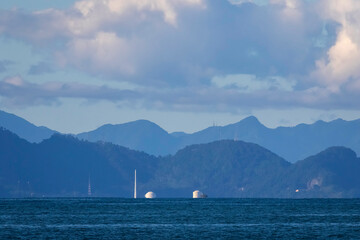 Usina de energia Atomica  a beira Mar © Art by Pixel