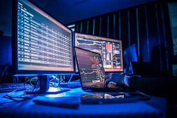 Trading on the cryptocurrency exchange at night. - 630825545