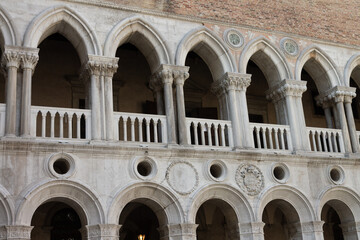 Fototapeta na wymiar Facade of Doge's Palace in Venice