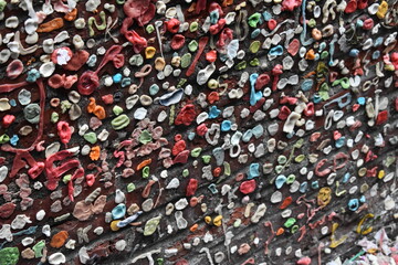 Gum wall