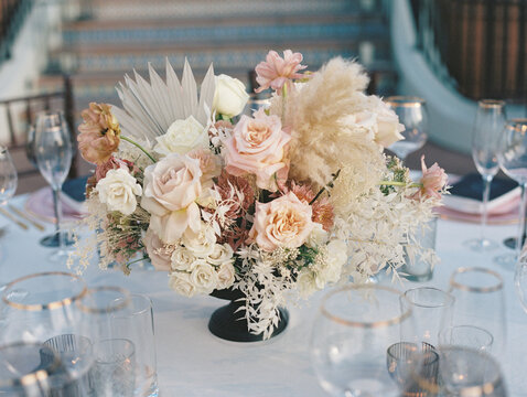 wedding table setting with flowers