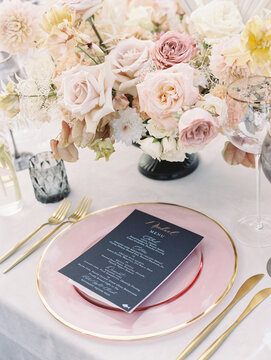 wedding table setting with flowers