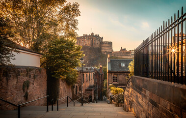 The sunset view of the Edinburgh Castle from the Vennel Viewpoint