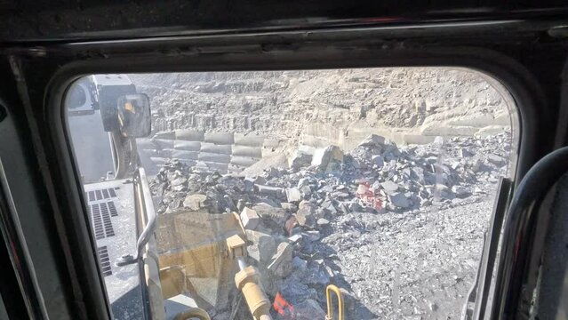 video from inside of mining machine working