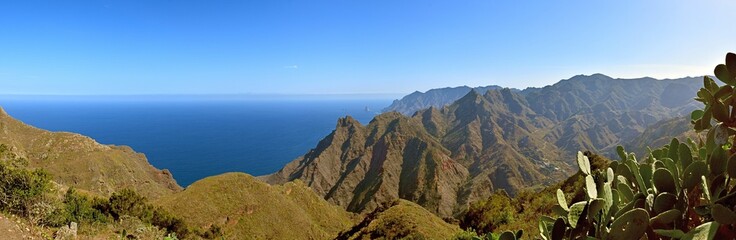 Fototapeta na wymiar Macizo de Anaga, Tenerife, Islas Canarias, España.
