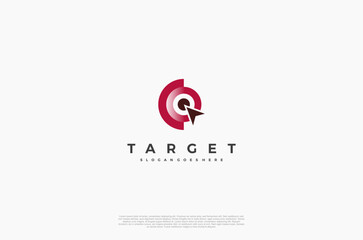 Fototapeta premium Simple arrow center target point logo concept. Vector Illustration