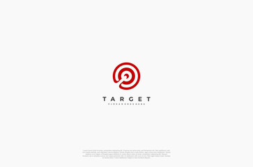 Simple arrow center target point logo concept. Vector Illustration