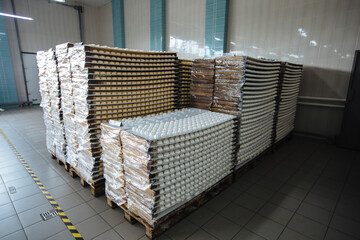 Semi-finished zephyrs drying and cooling on pallets in confectionery