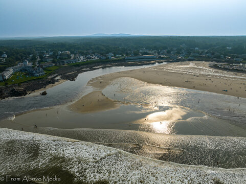 High Def Photograph of Ogunquit Beach at Low Tide in the Summer