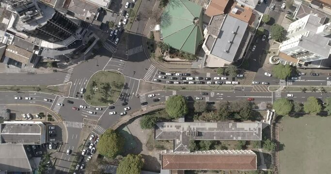 Londrina JK com Avenida Higien&oacute;polis aerial view Drone 4k Plongée zenital 2Flat style for better post-production