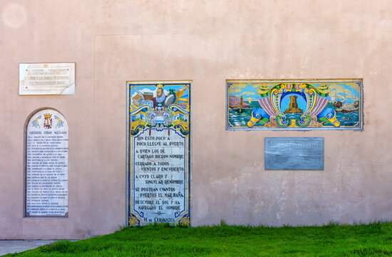 Azulejos en la Pared que indican las principales fechas de la milenaria ciudad de Cartagena, Espa&ntilde;a.