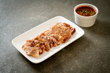 Grilled Pork Neck with Thai Spicy Sauce