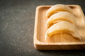 Fresh edible bird's nest or Swallow nest raw material cuisine expensive food for healthy