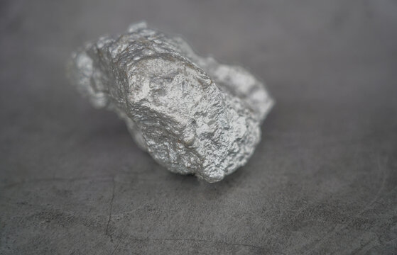 silver ore , Precious stones from silver mines