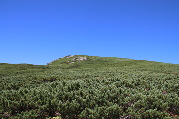乗鞍岳の風景。乗鞍岳は飛騨山脈南部にある剣ヶ峰を主峰とする山々の総称。