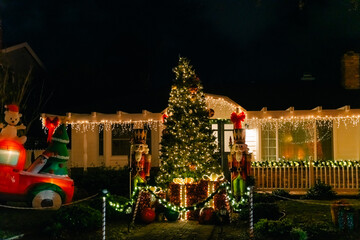 Los Angeles, usa - dec 2022 Beautiful christmas decoration of American style house