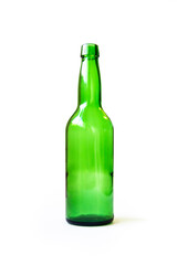 Botella de sidra sobre fondo blanco (Sidra Asturiana)