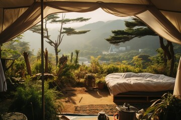 Camping en la naturaleza, acogedor campamento en mitad del bosque, glamping tropical en la playa  - obrazy, fototapety, plakaty