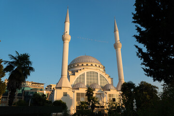 Fototapeta na wymiar Mezquita de Shkoder, Albania