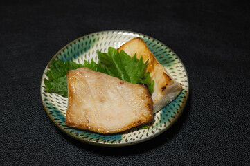 カジキの味噌漬け焼き
