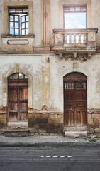 Fototapeta na wymiar Street view of an old building facade, architecture background, Riobamba, Ecuador.