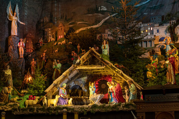 Szopka na Boże Narodzenie w Bazylice franciszkańskiej  w Katowicach Panewnikach