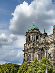 Fototapeta na wymiar Beautiful view of historic Berlin Cathedral (Berliner Dom)
