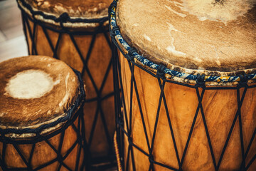Obraz na płótnie Canvas close-up detail of African drums.