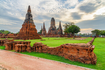 Scenic ruins of Wat Chaiwatthanaram in Ayutthaya, Thailand - obrazy, fototapety, plakaty