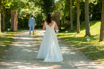 Séance découverte des mariés à leur mariage