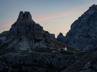Dolomiten ,berge Italien Sonnenstern ,wolken ,Sonne, Tal ,S&uuml;dtirol, Alpin , Sonnenaufgang ,3 zinnen , tre chime